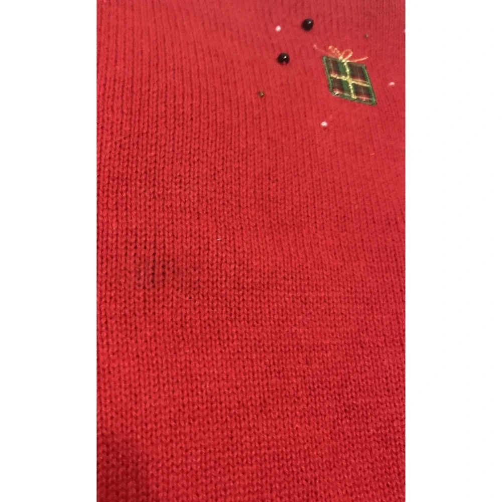 Red Women M Cardigan Christmas Sweater Embroidered Beaded Appliqué And Presents‎